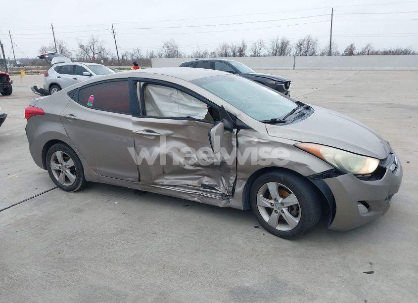 Photo 13 of 2013 Hyundai Elantra GLS (VIN 5NPDH4AE2DH338939)