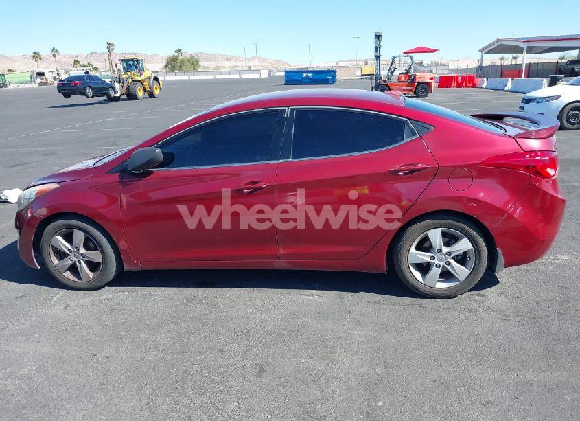 Photo 12 of 2013 Hyundai Elantra GLS (VIN 5NPDH4AE2DH343929)