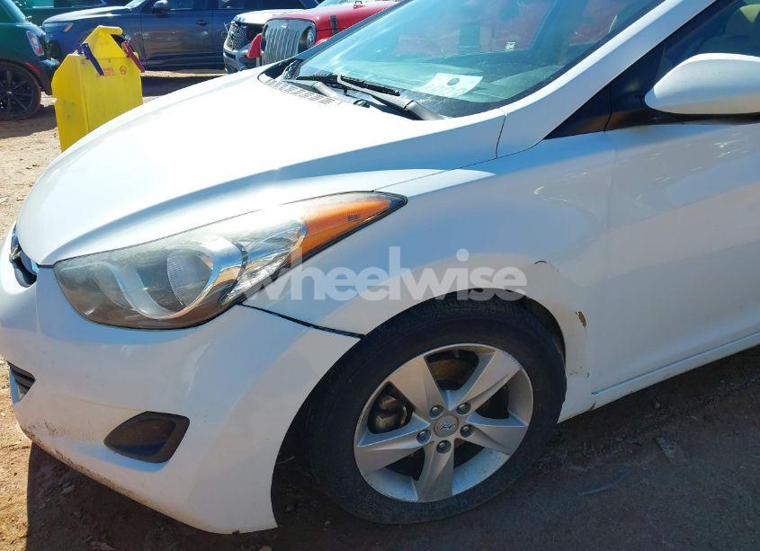 Photo 6 of 2013 Hyundai Elantra GLS (VIN 5NPDH4AE2DH353022)