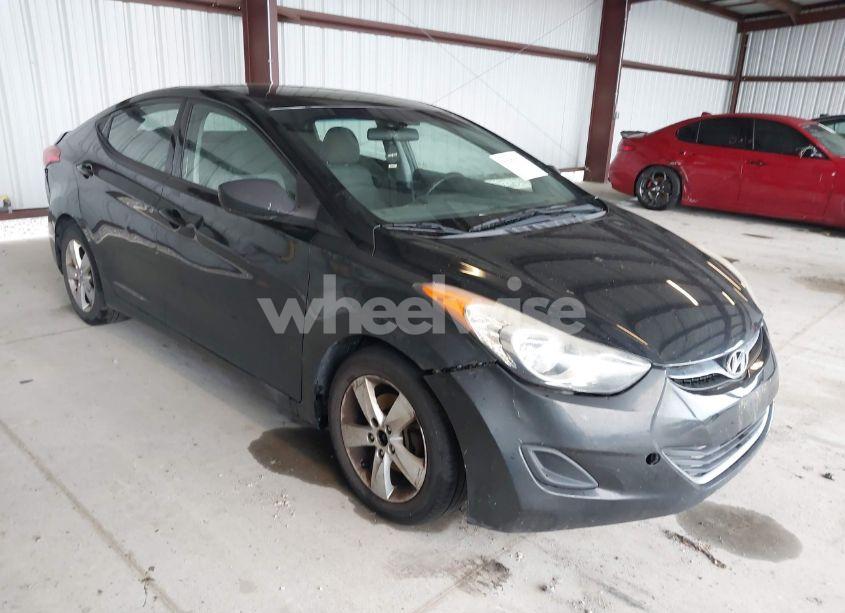2013 Hyundai Elantra GLS (VIN 5NPDH4AE2DH361945) main photo