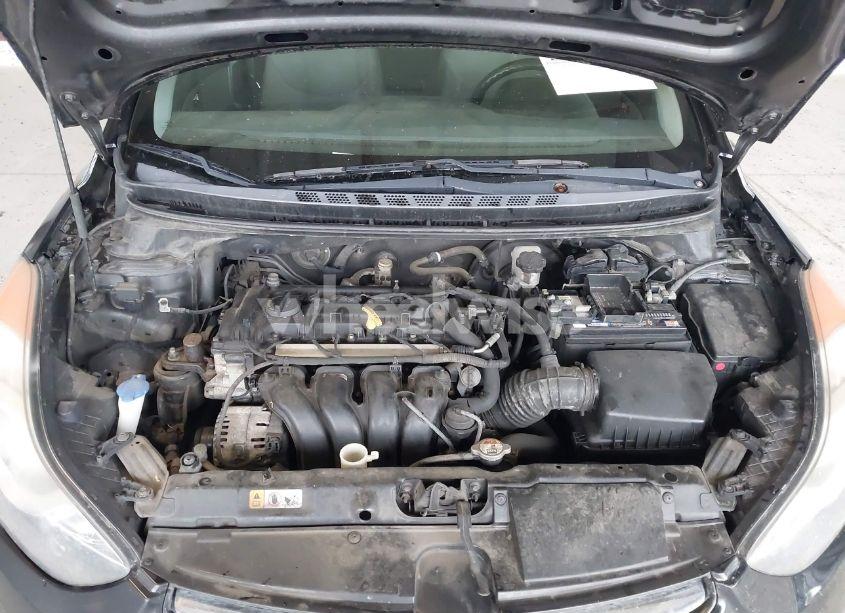 Photo 10 of 2013 Hyundai Elantra GLS (VIN 5NPDH4AE2DH361945)