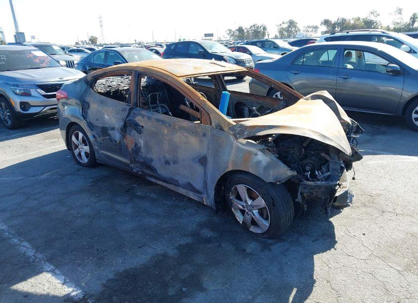 2013 Hyundai Elantra GLS (VIN 5NPDH4AE2DH386943) main photo