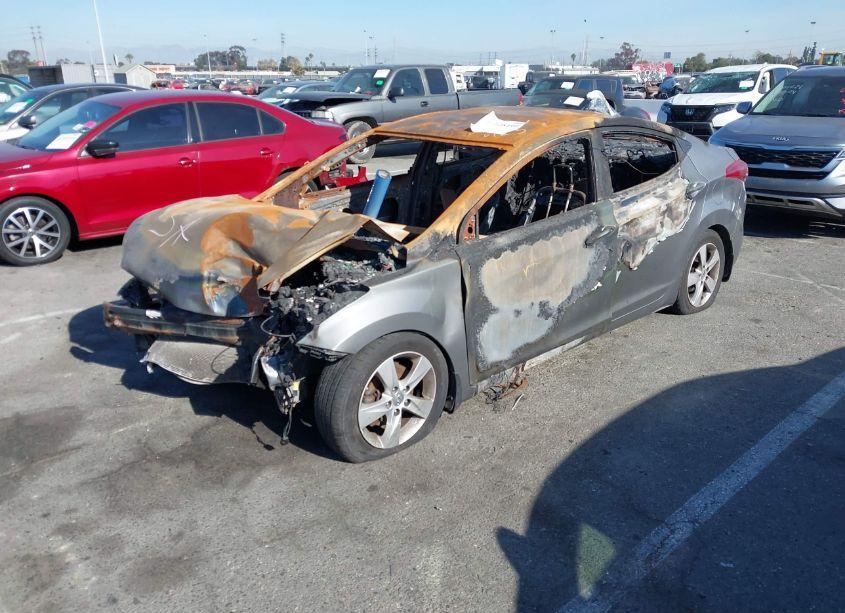 Photo 2 of 2013 Hyundai Elantra GLS (VIN 5NPDH4AE2DH386943)