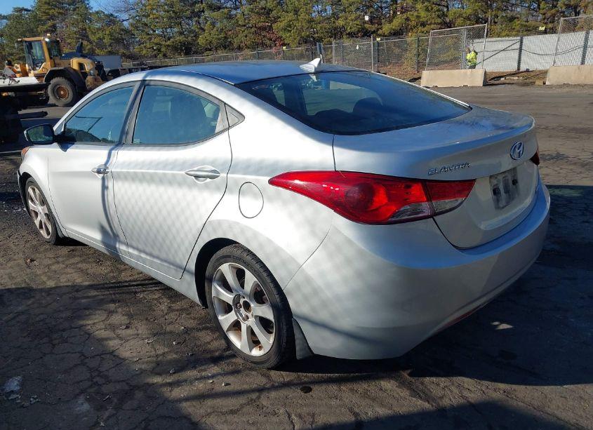 Photo 3 of 2013 Hyundai Elantra LIMITED (VIN 5NPDH4AE2DH391267)
