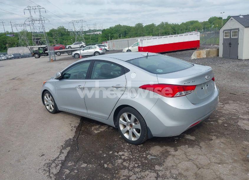 Photo 3 of 2013 Hyundai Elantra LIMITED (VIN 5NPDH4AE2DH401585)