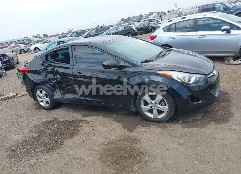 Photo 13 of 2013 Hyundai Elantra GLS (VIN 5NPDH4AE2DH406558)