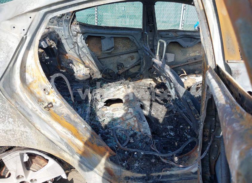 Photo 8 of 2013 Hyundai Elantra GLS (VIN 5NPDH4AE2DH409329)