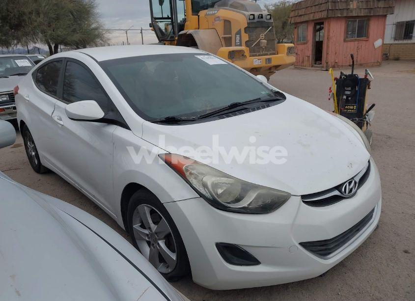 2013 Hyundai Elantra GLS (VIN 5NPDH4AE2DH421142) main photo