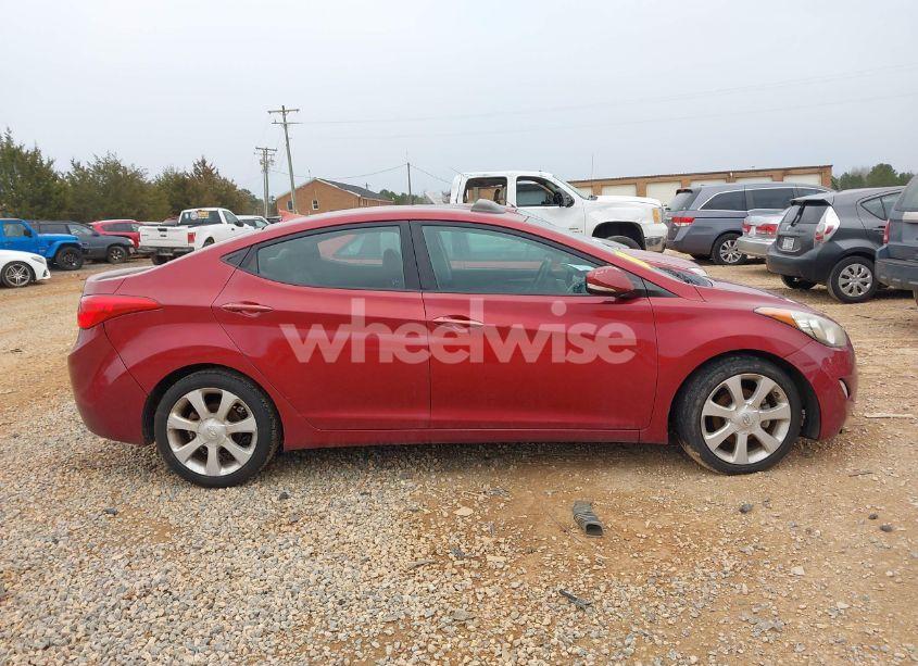 Photo 13 of 2013 Hyundai Elantra LIMITED (VIN 5NPDH4AE2DH427734)