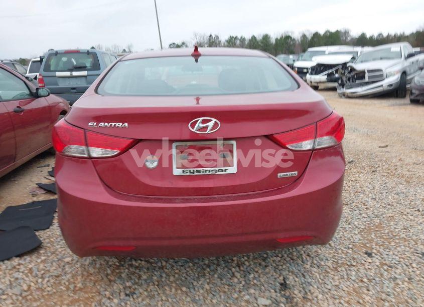 Photo 16 of 2013 Hyundai Elantra LIMITED (VIN 5NPDH4AE2DH427734)
