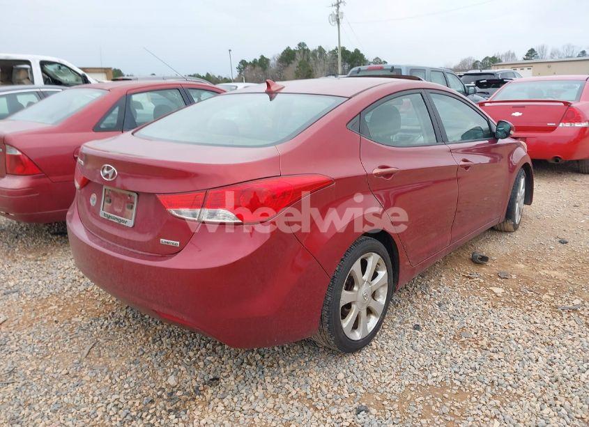 Photo 4 of 2013 Hyundai Elantra LIMITED (VIN 5NPDH4AE2DH427734)