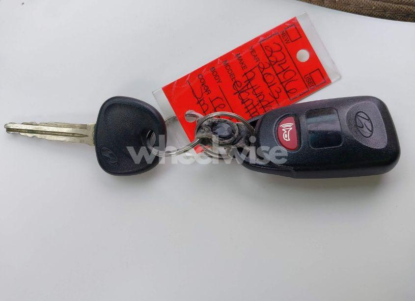 Photo 11 of 2013 Hyundai Elantra GLS (VIN 5NPDH4AE2DH429807)