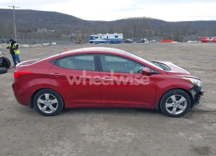 Photo 14 of 2013 Hyundai Elantra GLS (VIN 5NPDH4AE2DH429807)