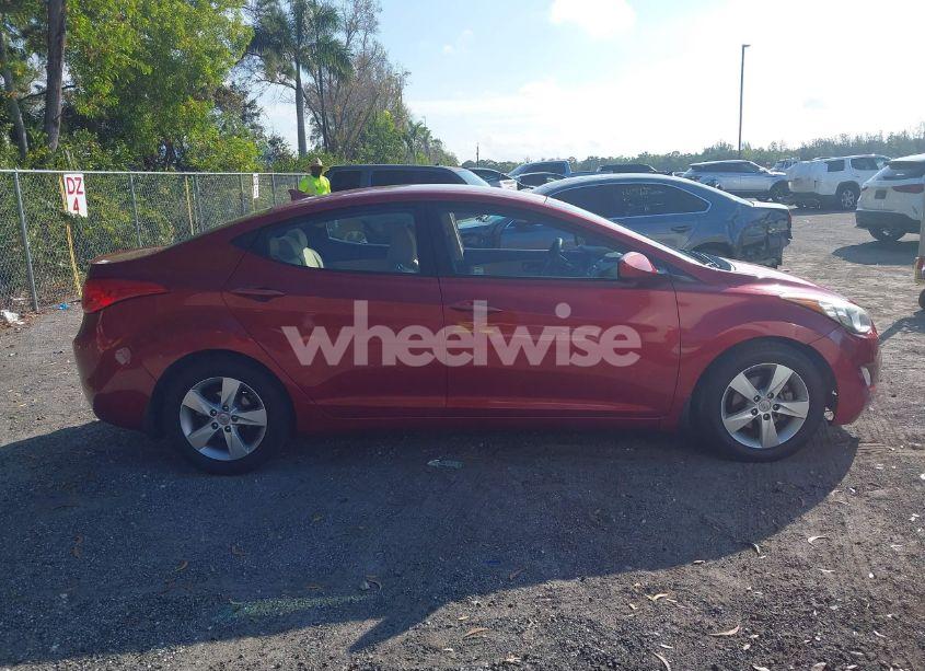 Photo 13 of 2013 Hyundai Elantra GLS (VIN 5NPDH4AE2DH431802)