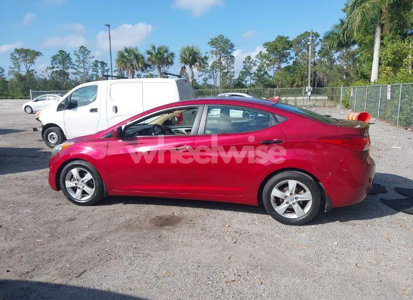 Photo 14 of 2013 Hyundai Elantra GLS (VIN 5NPDH4AE2DH431802)
