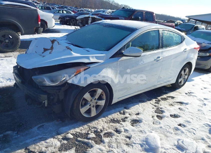 Photo 2 of 2013 Hyundai Elantra GLS (VIN 5NPDH4AE2DH454464)