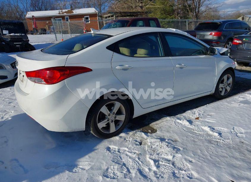 Photo 4 of 2013 Hyundai Elantra GLS (VIN 5NPDH4AE2DH454464)