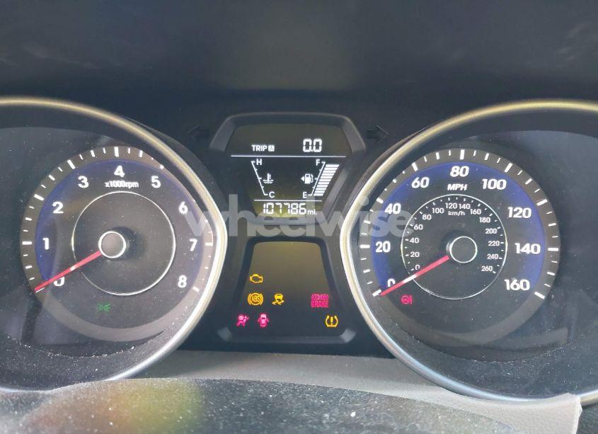 Photo 7 of 2014 Hyundai Elantra SE (VIN 5NPDH4AE2EH456345)