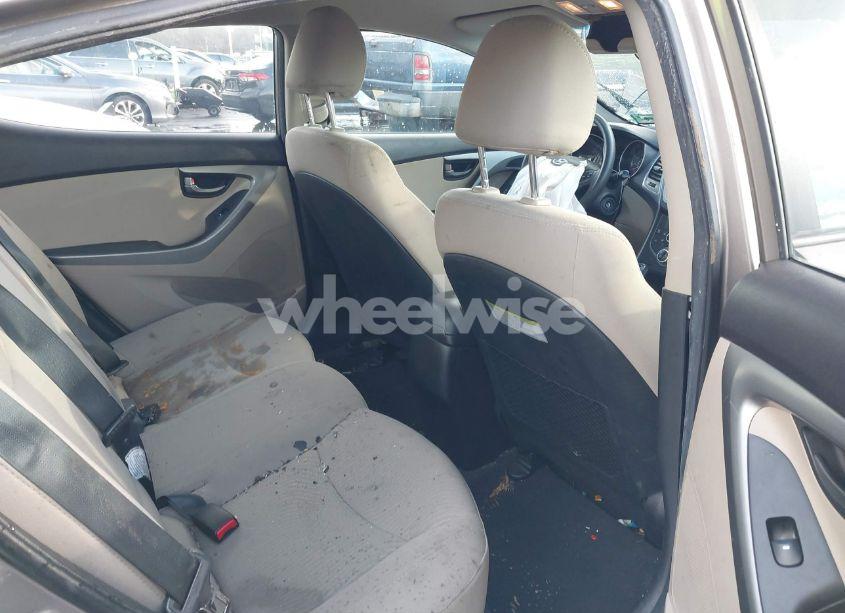 Photo 8 of 2014 Hyundai Elantra SE (VIN 5NPDH4AE2EH456345)