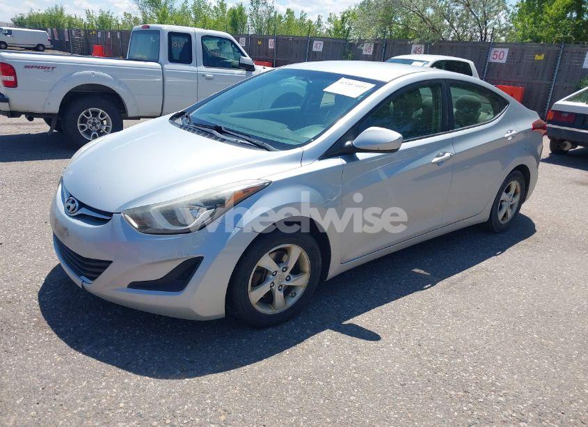 Photo 2 of 2014 Hyundai Elantra SE (VIN 5NPDH4AE2EH457074)