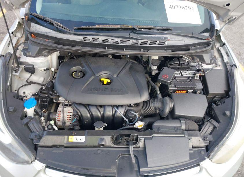 Photo 10 of 2014 Hyundai Elantra SE (VIN 5NPDH4AE2EH457107)