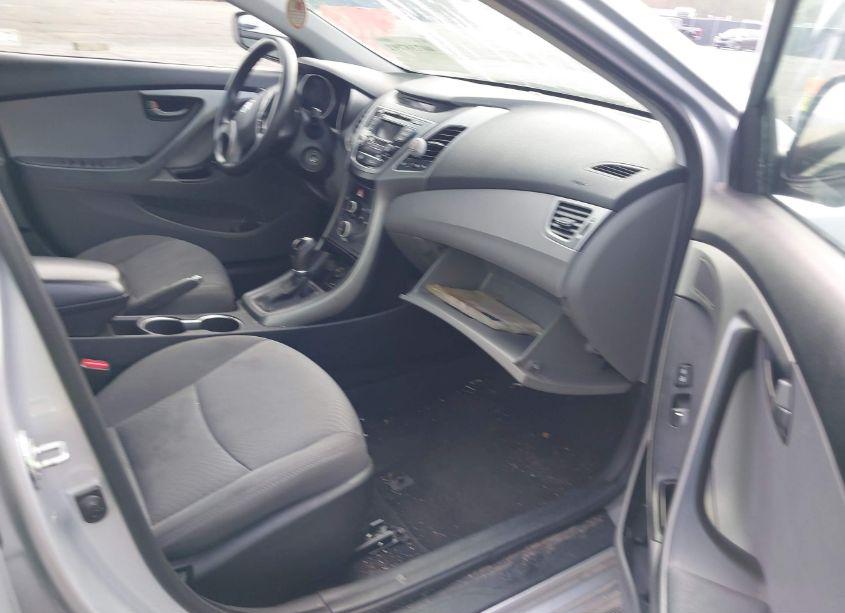 Photo 5 of 2014 Hyundai Elantra SE (VIN 5NPDH4AE2EH457107)