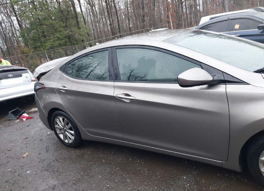 Photo 13 of 2014 Hyundai Elantra SE (VIN 5NPDH4AE2EH458340)