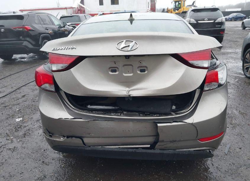 Photo 16 of 2014 Hyundai Elantra SE (VIN 5NPDH4AE2EH458340)