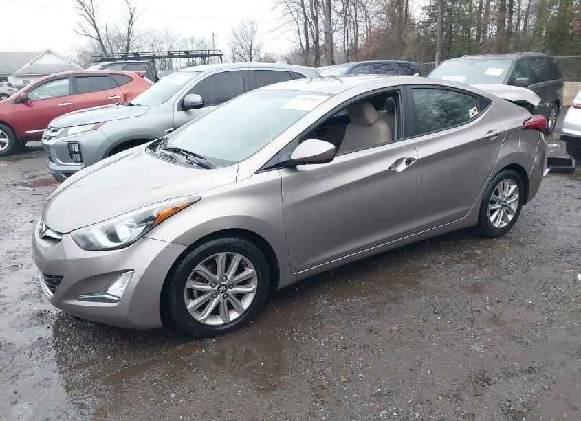 Photo 2 of 2014 Hyundai Elantra SE (VIN 5NPDH4AE2EH458340)