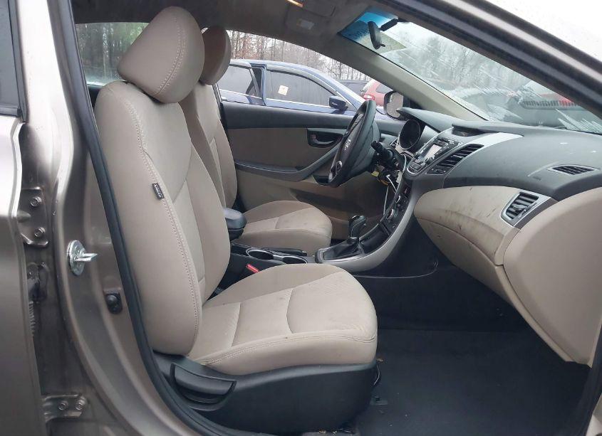 Photo 5 of 2014 Hyundai Elantra SE (VIN 5NPDH4AE2EH458340)