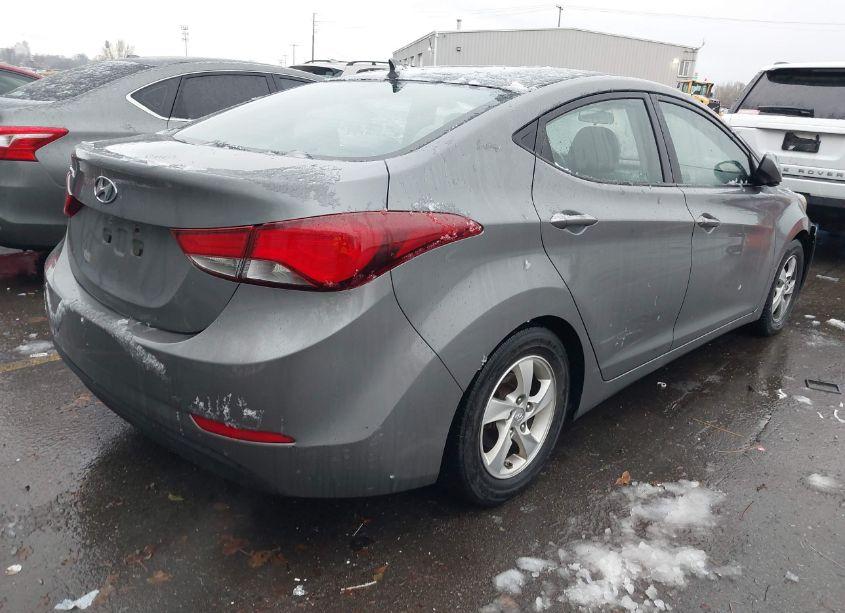 Photo 4 of 2014 Hyundai Elantra SE (VIN 5NPDH4AE2EH460153)