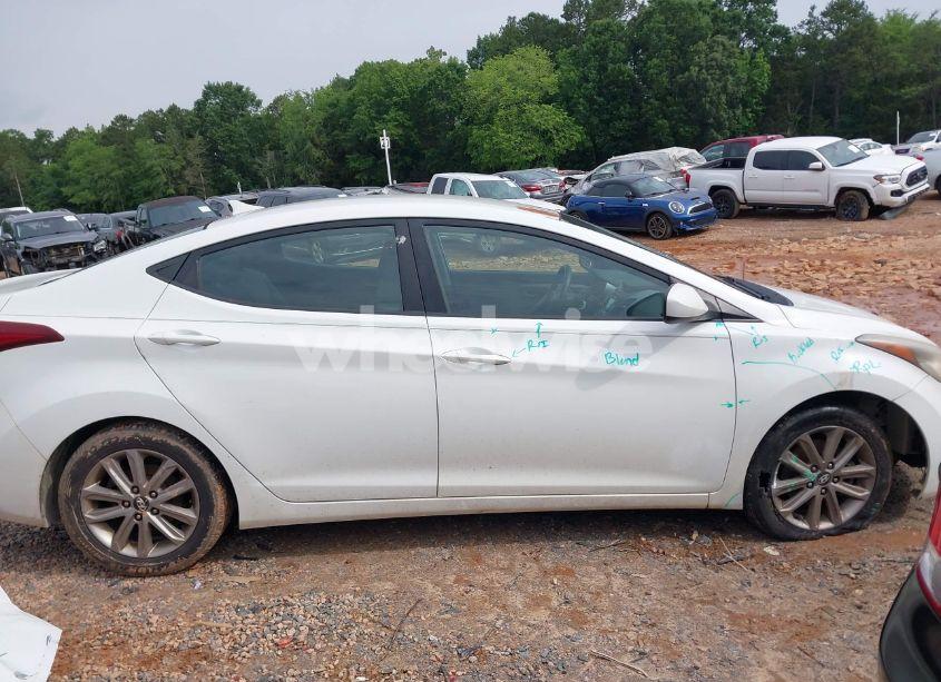 Photo 13 of 2014 Hyundai Elantra SE (VIN 5NPDH4AE2EH460749)