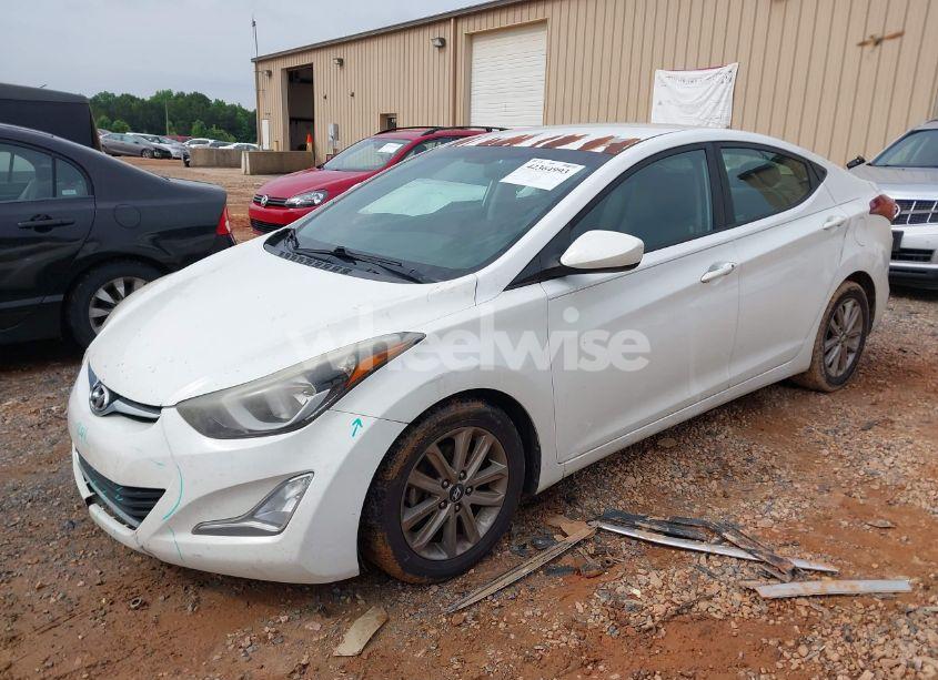 Photo 2 of 2014 Hyundai Elantra SE (VIN 5NPDH4AE2EH460749)