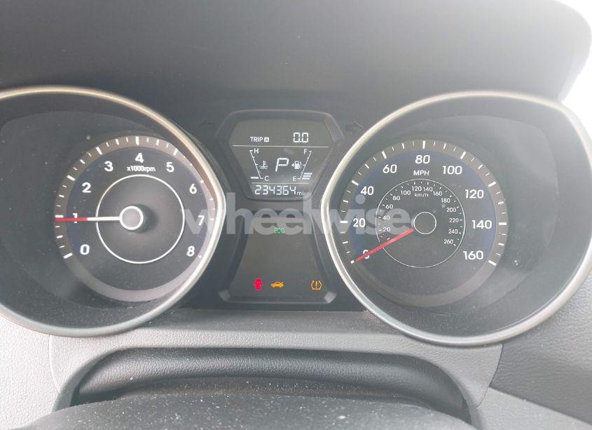 Photo 7 of 2014 Hyundai Elantra SE (VIN 5NPDH4AE2EH460749)