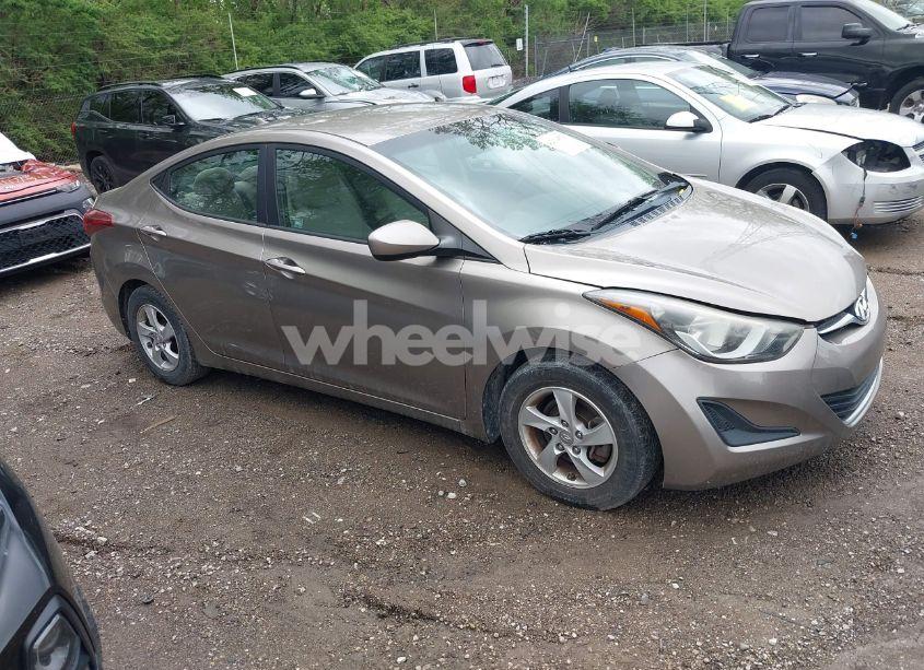 2014 Hyundai Elantra SE (VIN 5NPDH4AE2EH462338) main photo
