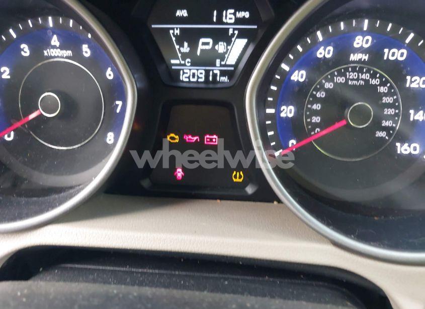 Photo 7 of 2014 Hyundai Elantra SE (VIN 5NPDH4AE2EH462338)