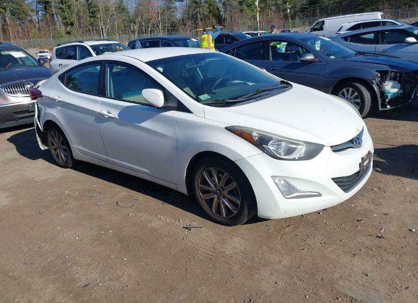 2014 Hyundai Elantra SE (VIN 5NPDH4AE2EH463053) main photo