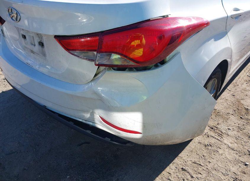 Photo 12 of 2014 Hyundai Elantra SE (VIN 5NPDH4AE2EH463053)