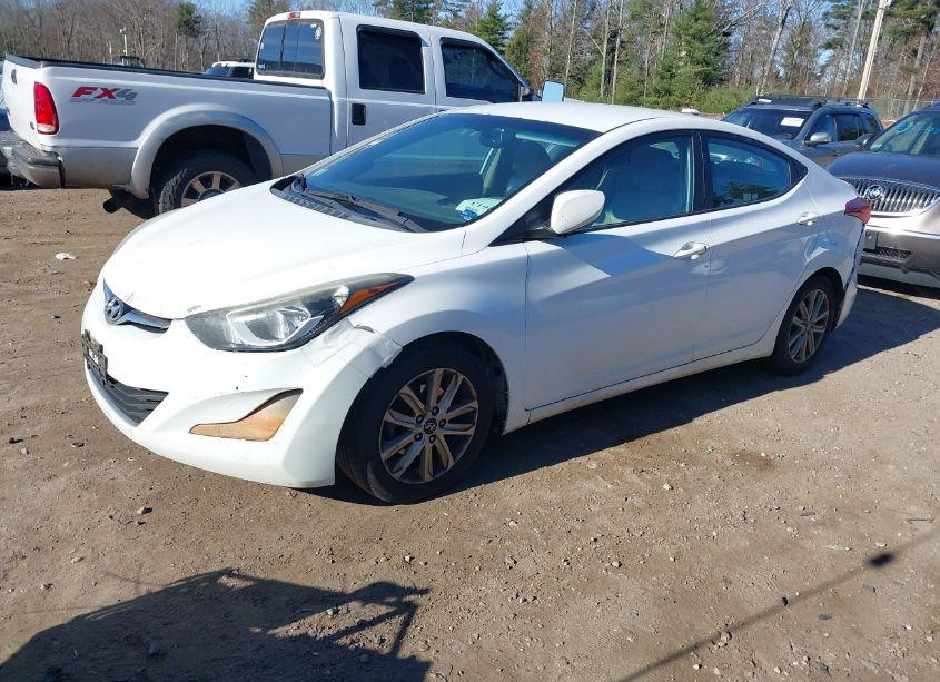 Photo 2 of 2014 Hyundai Elantra SE (VIN 5NPDH4AE2EH463053)
