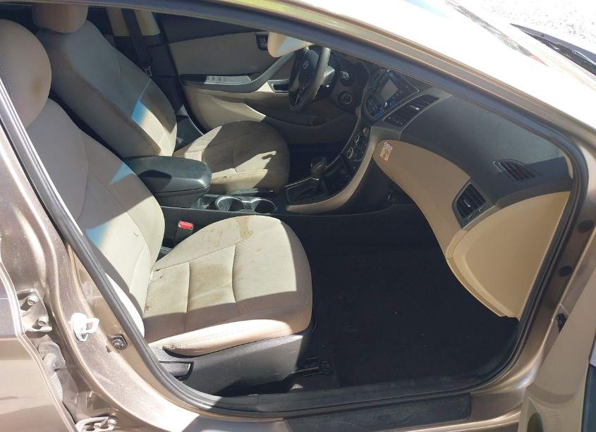 Photo 5 of 2014 Hyundai Elantra SE (VIN 5NPDH4AE2EH465885)