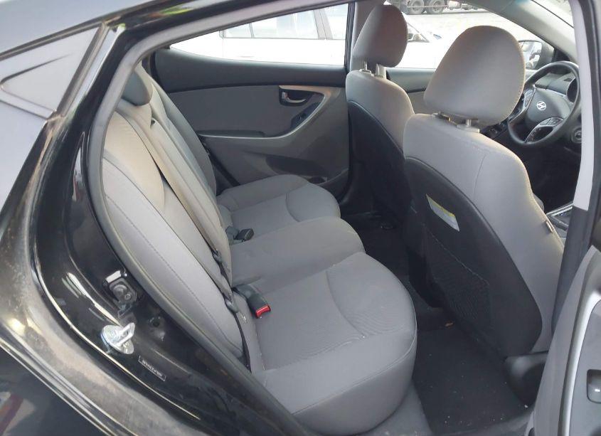 Photo 8 of 2014 Hyundai Elantra SE (VIN 5NPDH4AE2EH470097)