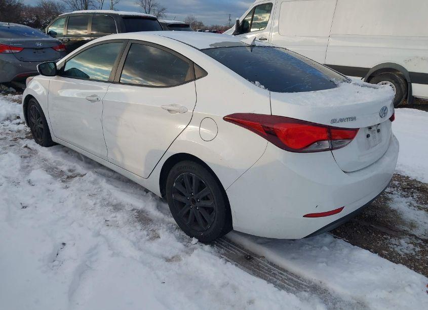 Photo 3 of 2014 Hyundai Elantra SE (VIN 5NPDH4AE2EH497395)
