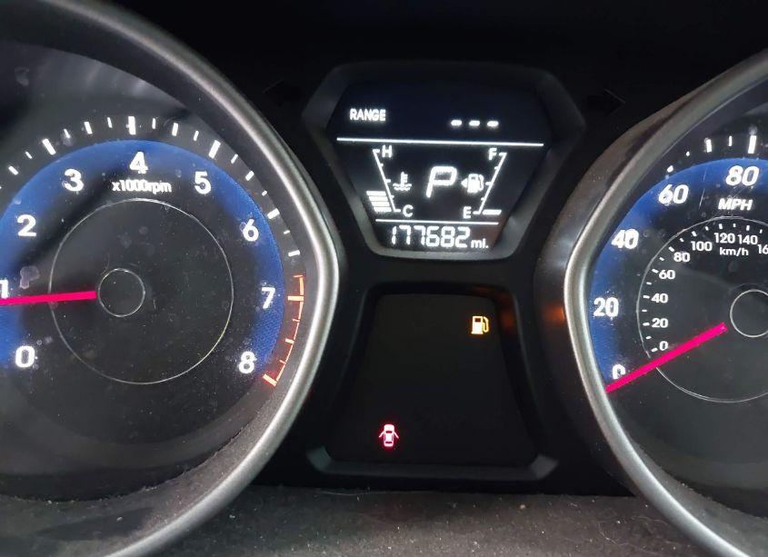 Photo 7 of 2014 Hyundai Elantra SE (VIN 5NPDH4AE2EH497395)