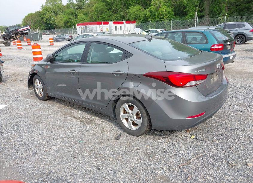 Photo 3 of 2014 Hyundai Elantra SE (VIN 5NPDH4AE2EH510470)