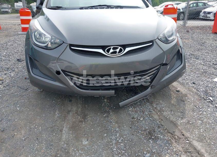 Photo 6 of 2014 Hyundai Elantra SE (VIN 5NPDH4AE2EH510470)