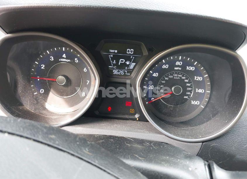 Photo 7 of 2014 Hyundai Elantra SE (VIN 5NPDH4AE2EH510470)