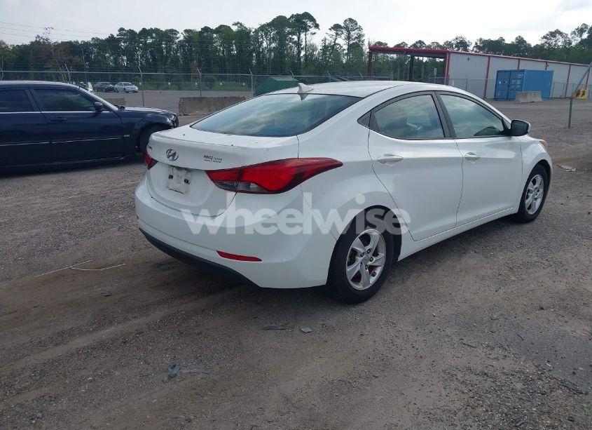 Photo 4 of 2014 Hyundai Elantra SE (VIN 5NPDH4AE2EH521873)