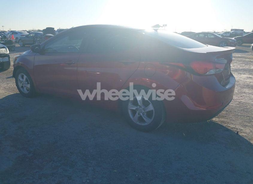 Photo 3 of 2014 Hyundai Elantra SE (VIN 5NPDH4AE2EH531514)
