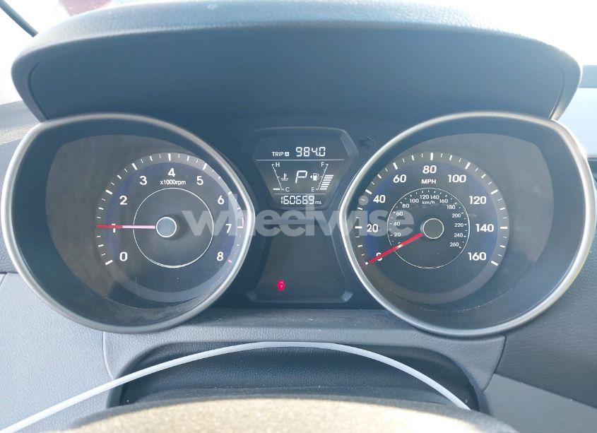 Photo 7 of 2014 Hyundai Elantra SE (VIN 5NPDH4AE2EH531514)