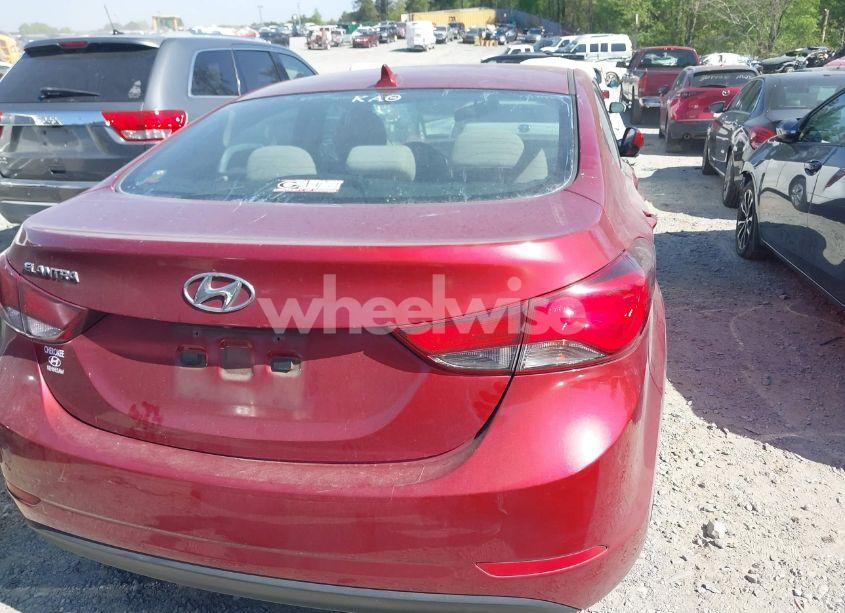 Photo 4 of 2014 Hyundai Elantra SE (VIN 5NPDH4AE2EH546837)